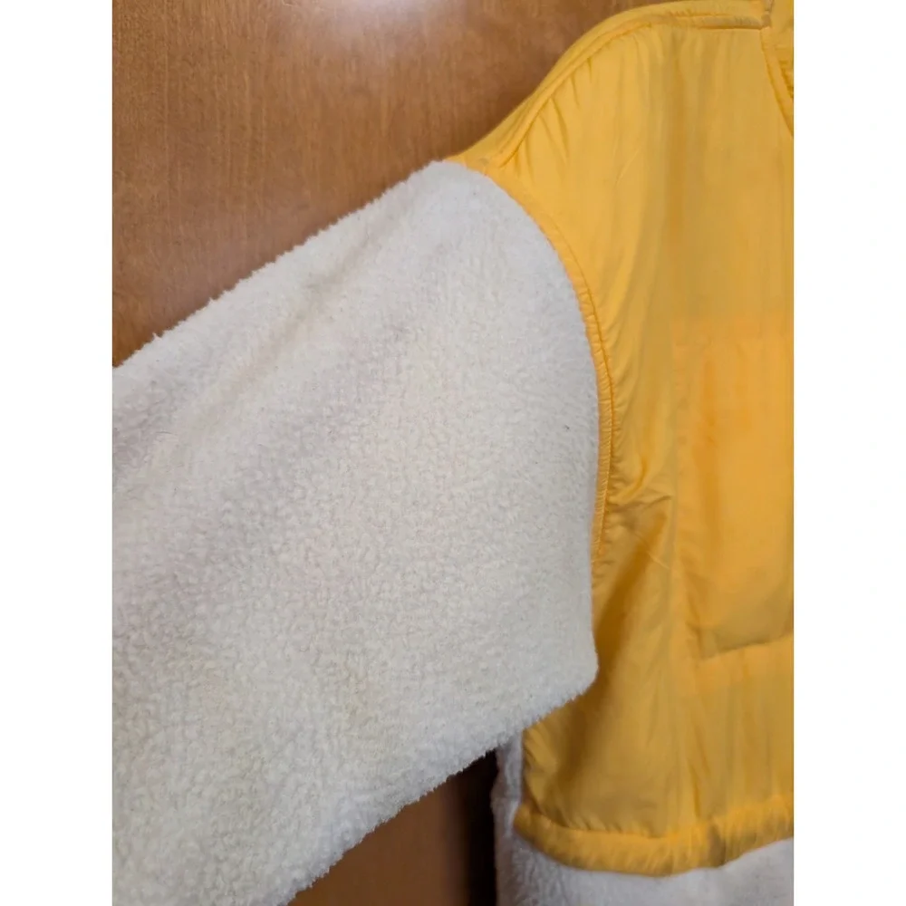 Wear by Erin Andrews Nashville Predators Jacket Mens L Yellow White Windbreaker